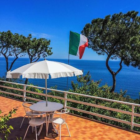 Bed and Breakfast Sea View Sirolo Di Amedeo Zewnętrze zdjęcie