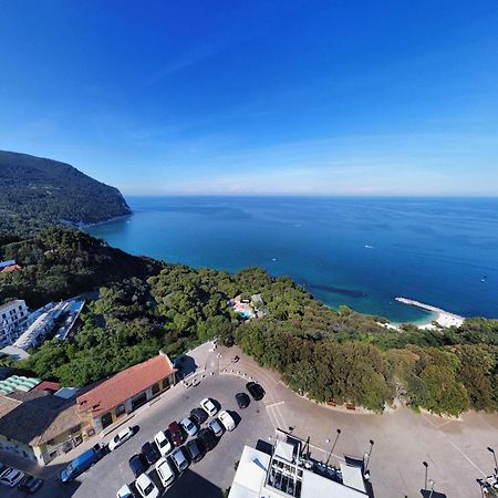 Bed and Breakfast Sea View Sirolo Di Amedeo Zewnętrze zdjęcie