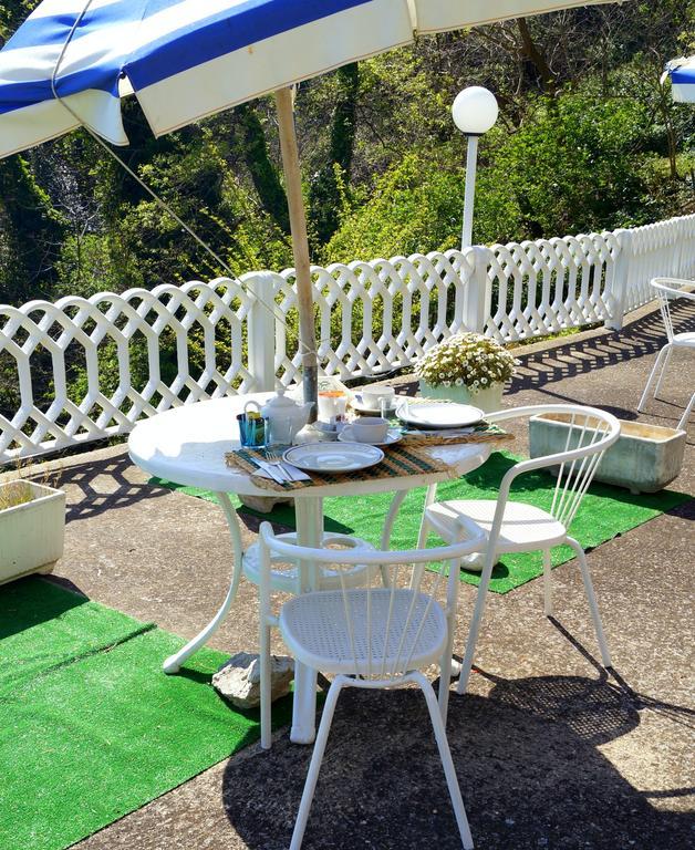 Bed and Breakfast Sea View Sirolo Di Amedeo Zewnętrze zdjęcie